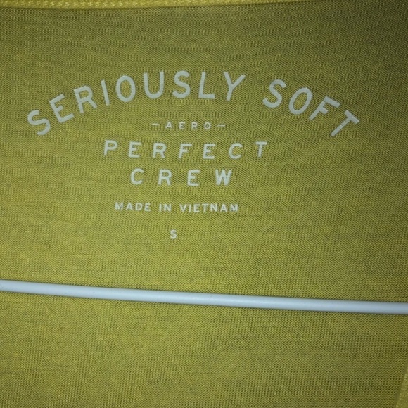 (2) Aeropostale seriously soft,perfect crew shirts - Picture 4 of 6